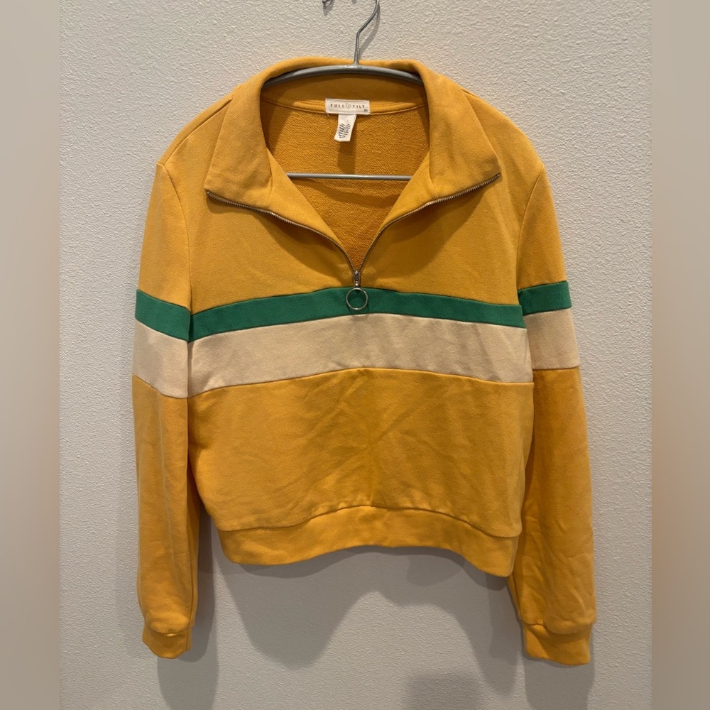 Crop sweater, size Med